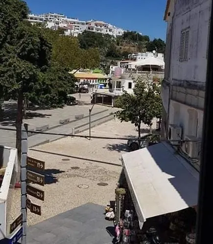 Sun On The アパート